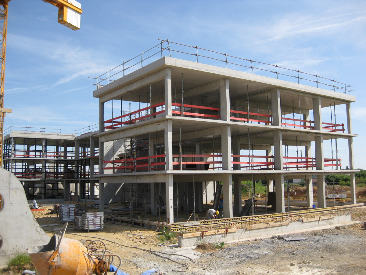 Construction de 5000 m2 de bureaux en Promotion immobilière sur la Zone Ecoparc à Norroy le Veneur